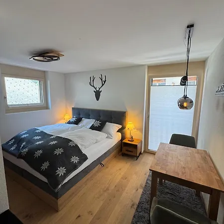 White Flake Appartement