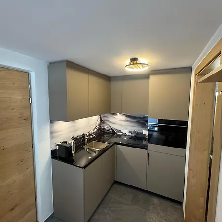 White Flake Apartament *